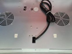 6. Phần thân vỏ của bếp điện từ Bauer BE32GTE sử dụng chất liệu thép chống rỉ.