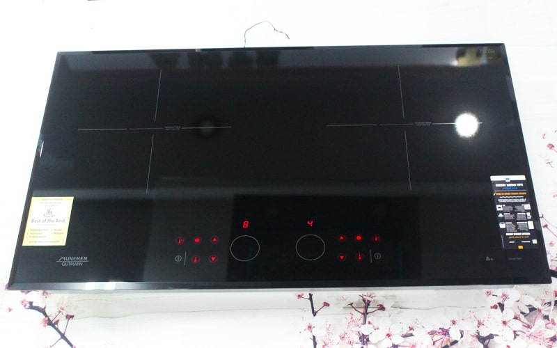 1. Bếp từ Munchen GM292IN sử dụng mặt kính SCHOTT CERAN cao cấp