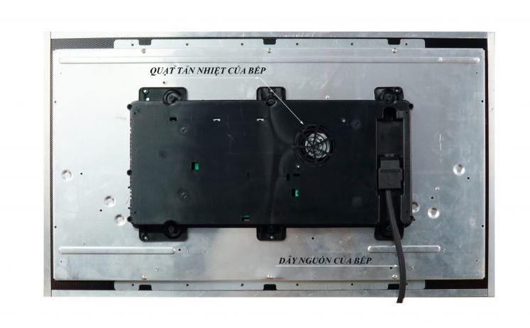 3. Chefs EH DIH868 sử dụng loại thân vỏ bằng kim loại kết hợp với nhựa cao cấp