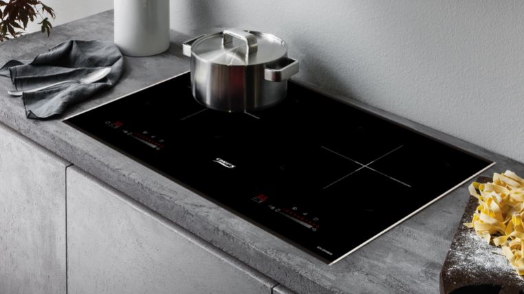 4. Bếp từ Chefs EH DIH868 với cảm biến thông minh sẽ cố định công suất tiêu thụ điện khi đun nấu