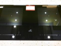 1. Bếp từ Bauer BE-358SA sử dụng mặt kính Vitroceramic cao cấp, hiện đại sang trọng