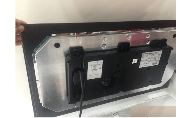 Khung vỏ chắc chắn, hệ thống quạt kép công suất cao