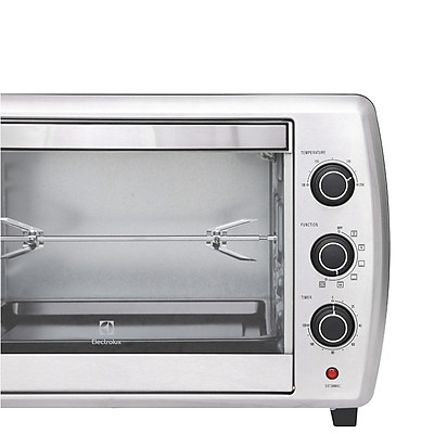 3. Bảng điều khiển cơ thao tác dễ dàng của Electrolux EOT38MXC 38 lít.