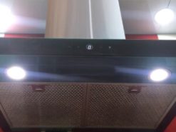 5. Máy máy hút mùi Bauer BC90ED có công suất hút khỏe, động cơ turbin đôi