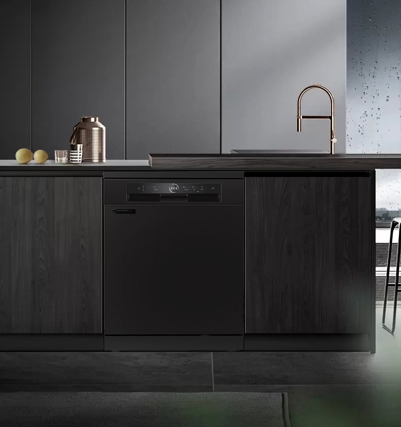 3. Bảng điều khiển tiện lợi, dễ dàng thao tác của máy rửa bát Bauer SBW21EU13F (13 bộ).