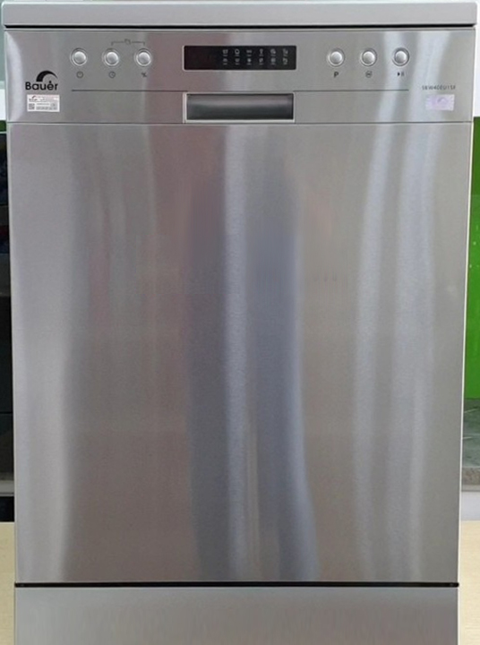 1. Thiết kế sang trọng, chất liệu cao cấp của máy rửa bát Bauer SBW40EU15F (15 bộ).