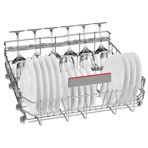 Công suất rửa tới 14 bộ chén dĩa châu Âu tương đương 3-4 bữa ăn Việt