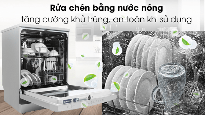 3. Rửa chén bằng nước nóng, tăng cường khử trùng
