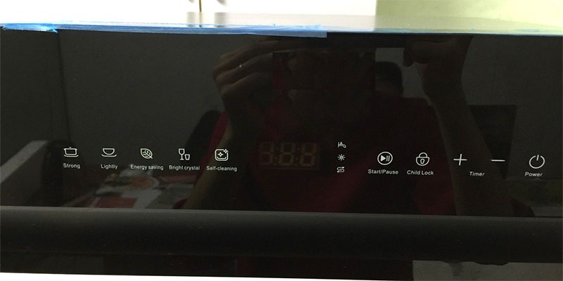 6. Bảng điều khiển cảm ứng hiện đại