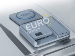 Khử mùi và diệt khuẩn tối ưu với công nghệ NEGATIVE ION TECH