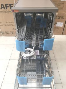 2. Khoang chứa rộng dãi sức chứa lên tới 9 bộ đồ ăn Châu Âu.