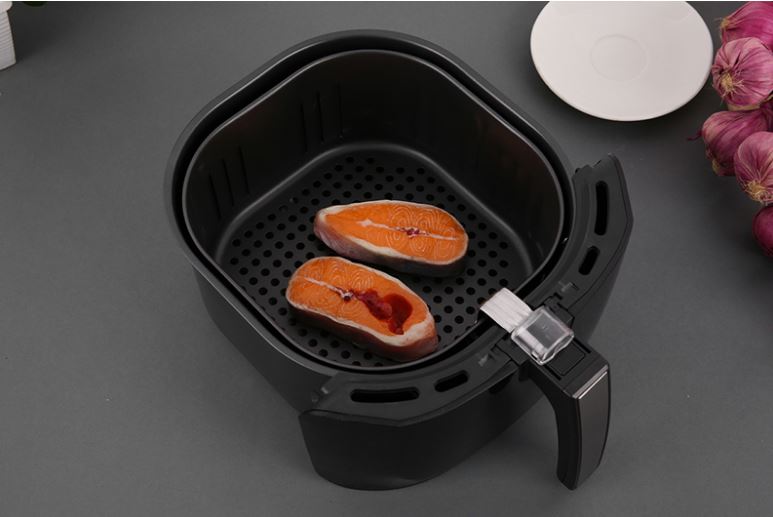 Thể thích lớn cho bạn thoải mái chế biến món ăn