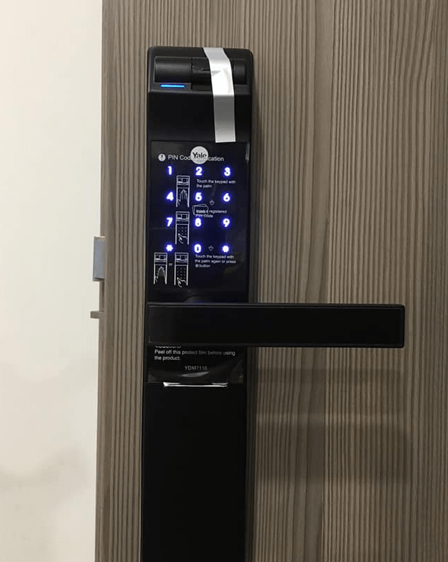 Khóa Điện Tử Yale YDM 7116 MB