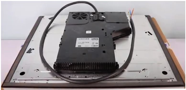 Kocher DI-753S sử dụng chất liệu thép trắng cao cấp