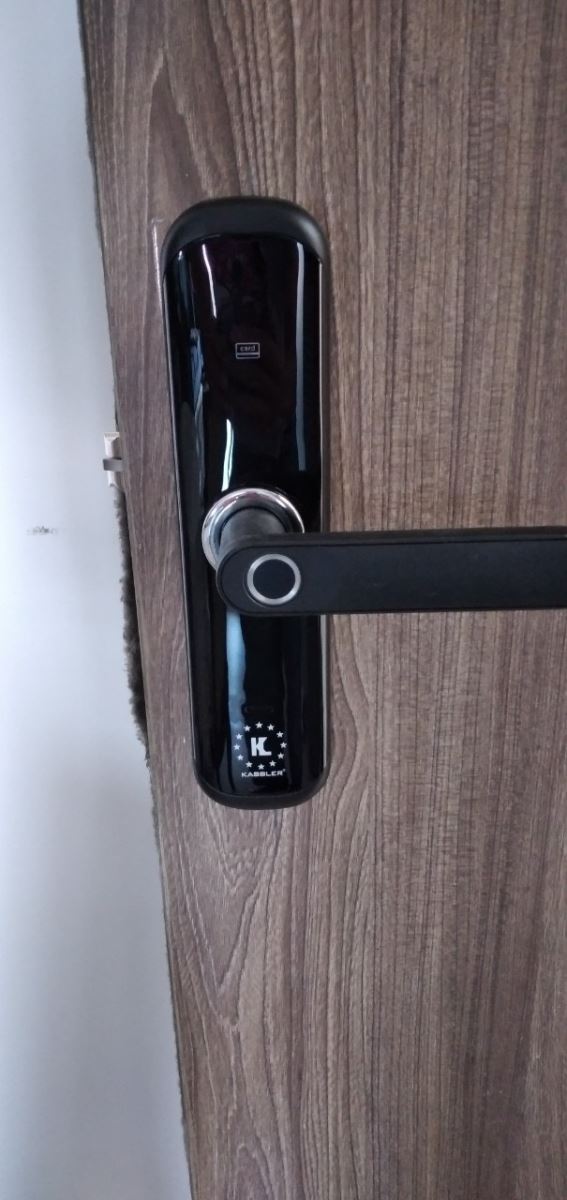 Lắp đặt khoá phù hợp cho nhiều kiến trúc nhà