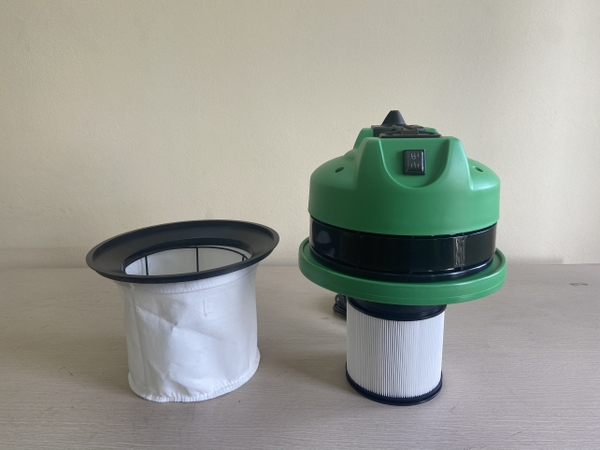 Máy hút bụi công nghiệp Pertek PT40H 1 Máy hút bụi công nghiệp Pertek PT40H sở hữu hệ thống lọc hiện đại