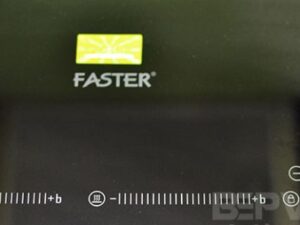 3. Bếp từ Faster FS 742G sử dụng bảng điều khiển cảm ứng dạng bấm hiện đại