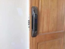 Lắp đặt khoá phù hợp cho nhiều kiến trúc nhà