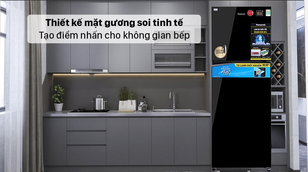 2. Tủ lạnh Panasonic NR-TL381VGMV với thiết kế mặt gương tinh tế, sang trọng