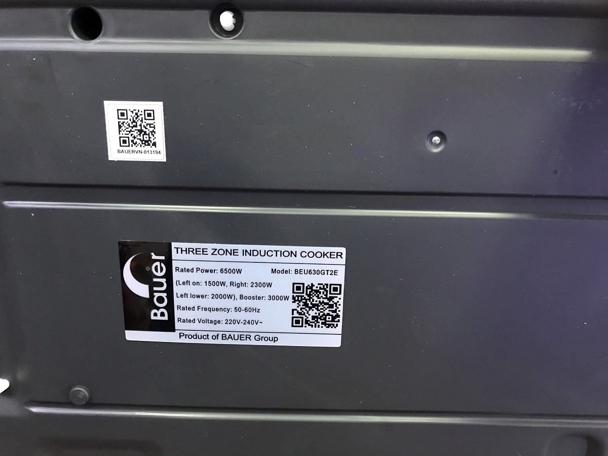 1. Bếp từ Bauer BEU630GT2E sử dụng loại thân vỏ bằng nhựa ABS cao cấp