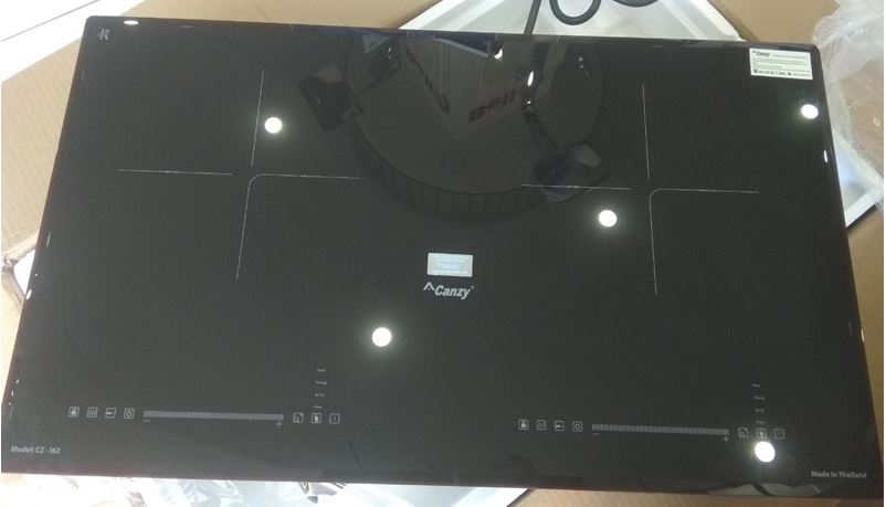 2. Bếp từ  Canzy CZ-I62 gồm 2 vùng nấu với công suất mỗi bếp đạt mức công suất tối đa2400W