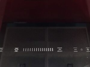 Eurosun EU-T881G sử dụng bảng điều khiển cảm ứng Slider Control