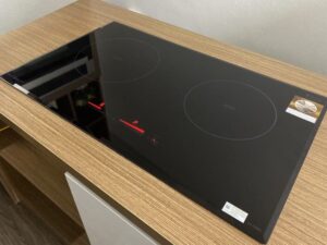 Bếp từ Eurosun EU-T898G sử dụng mặt kính Schott Ceran sản xuất tại Đức