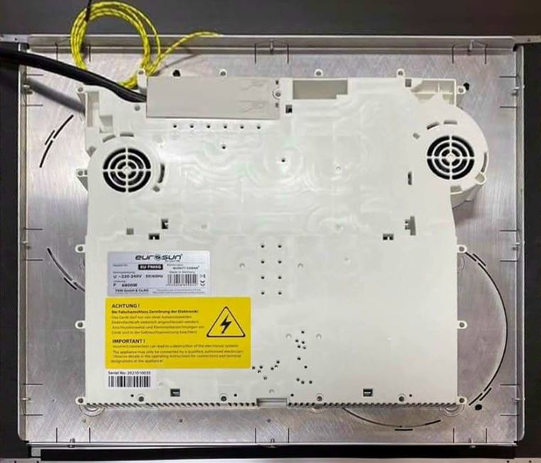 4. Bếp từ 3 vùng nấu Eurosun sử dụng chất liệu thép trắng cao cấp