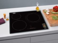 5. Bếp từ Lorca LCI-360 sở hữu công nghệ Inverter tiết kiệm 30% tiền điện