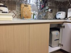 1. Hình ảnh lắp đặt Máy Lọc Nước AO Smith AR75-A-S-1E tại nhà khách