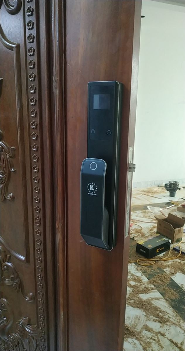4. Khoá cửa vân tay Kassler KL 888 phù hợp lắp đặt cho nhiều kiến trúc nhà