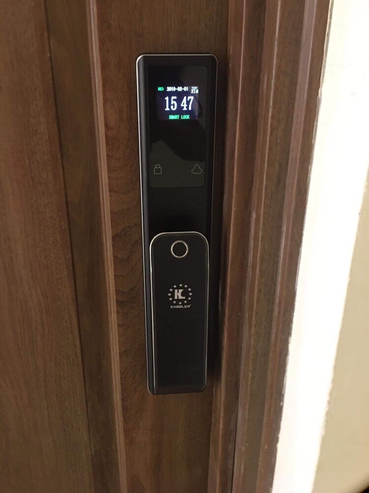 4. Khoá cửa vân tay Kassler KL 888 phù hợp lắp đặt cho nhiều kiến trúc nhà