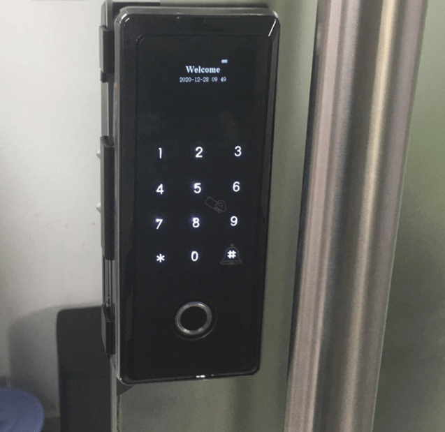 3. Khoá cửa vân tay KL 589 phù hợp lắp đặt cho nhiều kiến trúc nhà