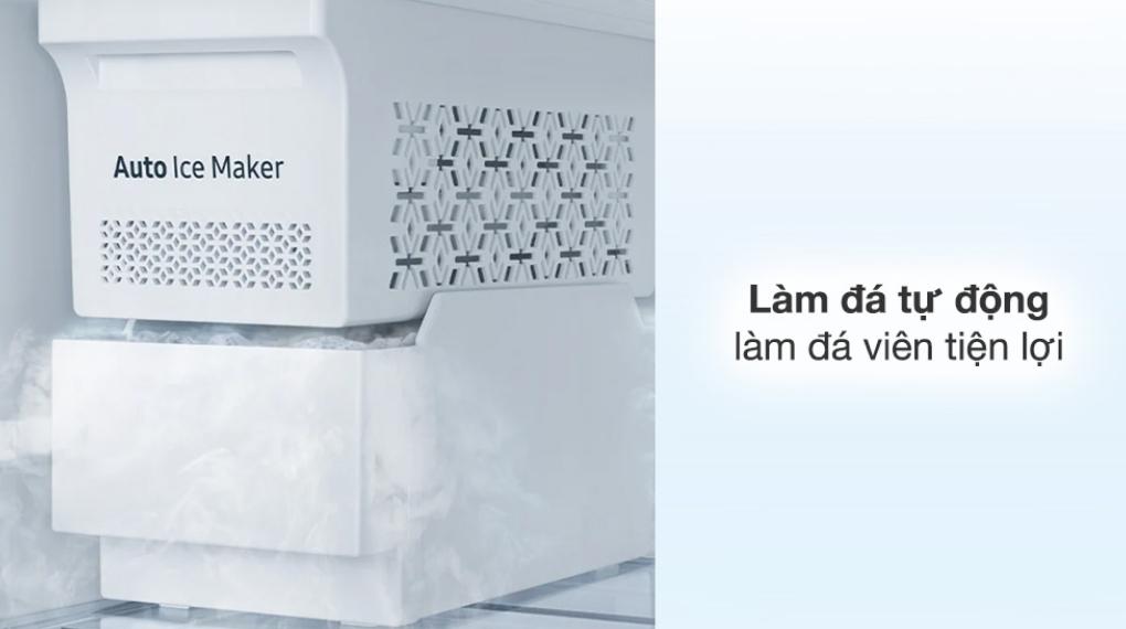Làm đá tự động Tủ lạnh Samsung Inverter 382 lít RT38CB6784C3SV Làm đá tự động Tủ lạnh Samsung Inverter 382 lít RT38CB6784C3SV