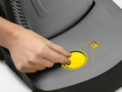 may hut bui kho va uot karcher cv 38 2 adv