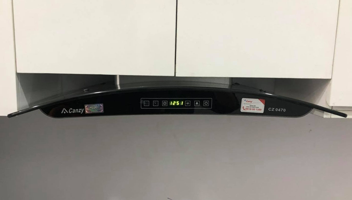 Máy Hút Mùi Canzy CZ 0490 8 2. Máy hút mùi bếp Canzy CZ0490 Lực hút mạnh mẽ lên đến 1200m3/h.