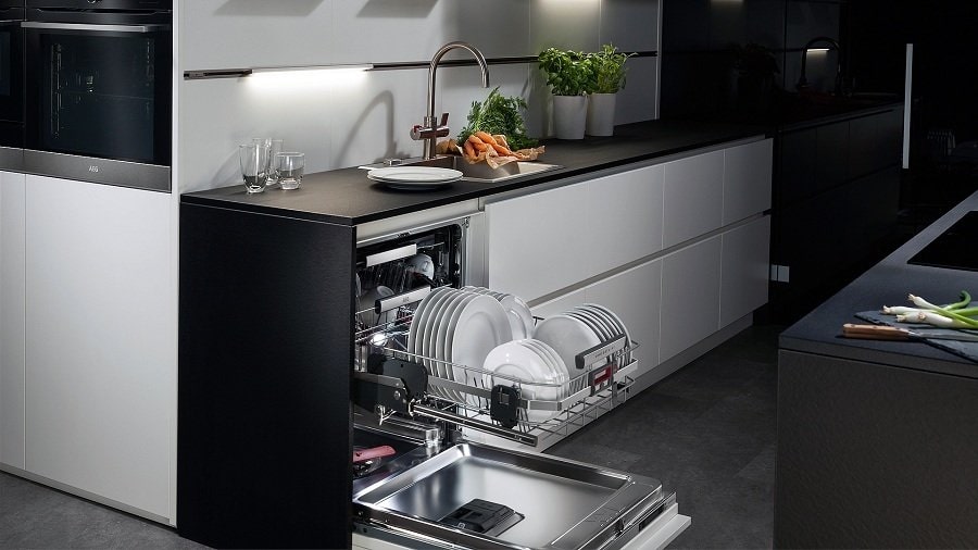 Máy rửa bát Bosch SMU68TS02E 5 Rửa sạch 14 bộ chén đĩa tương đương 3-4 bữa ăn gia đình Việt 4-5 người