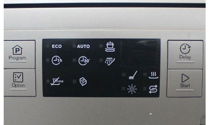Máy rửa chén Electrolux ESF5511LOX trang bị 6 chương trình rửa