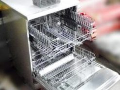 2. Dung tích rửa 12 bộ Châu Âu tương đương 3-4 bữa ăn gia đình Việt