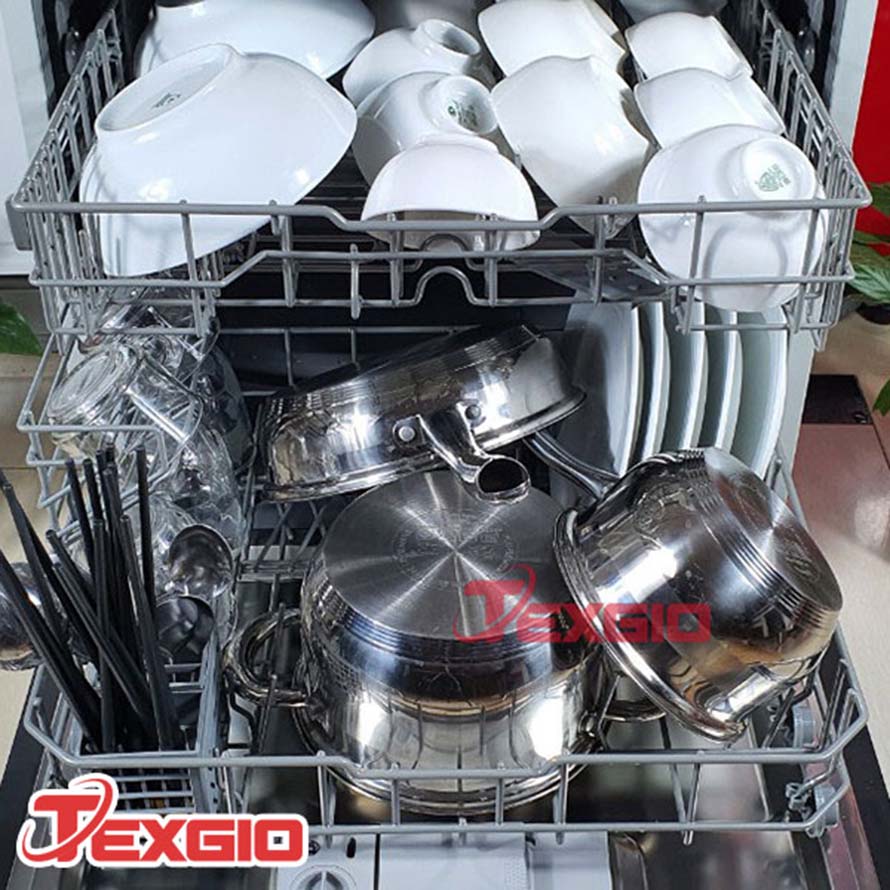 2. Công suất rửa sạch 8 bộ đồ ăn Châu Âu