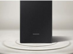Công suất 200 W cùng loa thanh 2.1 kênh và loa siêu trầm 6.5 inch