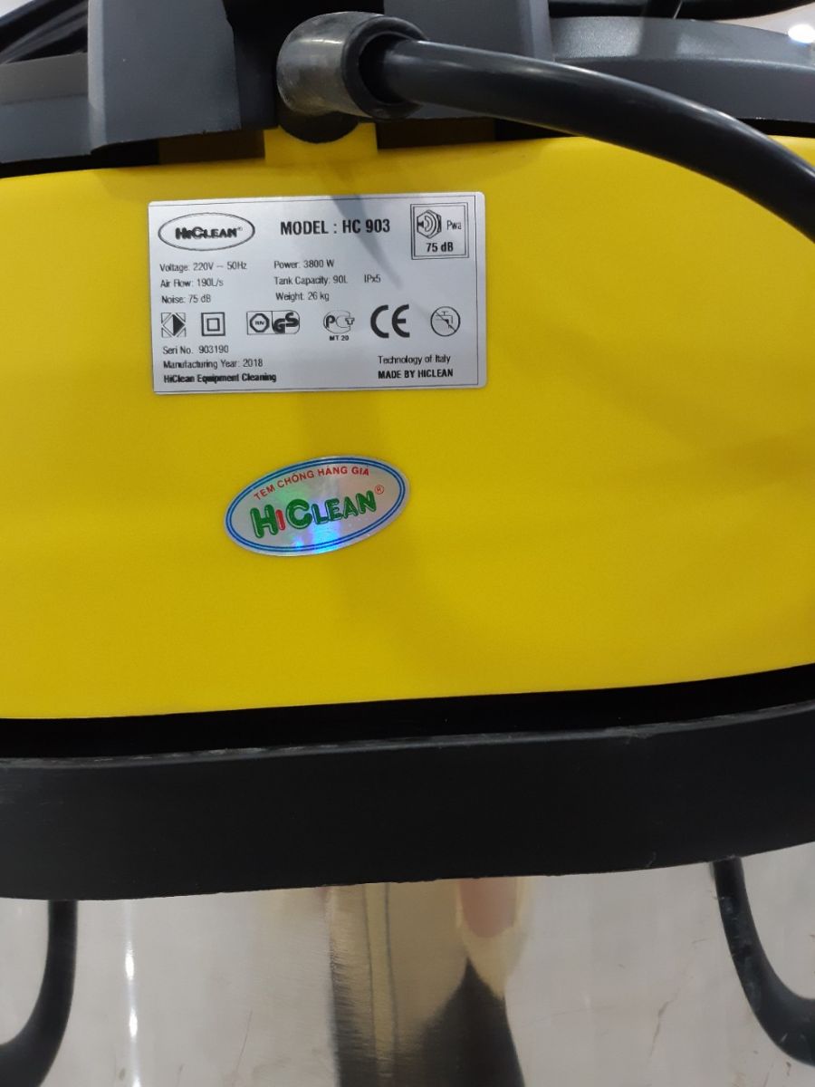 máy hút bụi công nghiệp HiClean. Model: HC 903