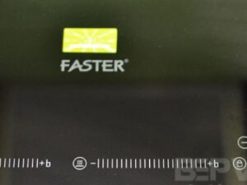 3. Bếp từ Faster FS 742G sử dụng bảng điều khiển cảm ứng dạng bấm hiện đại