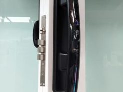 Khoá điện tử Gigasun X4B có kiểu dáng cá tính, sang trọng
