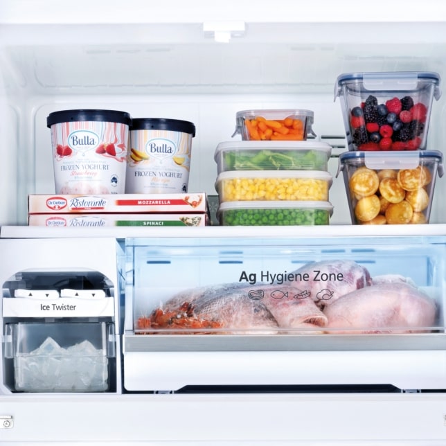 Ngăn đông kích thước lớn, sắp xếp ngăn nắp và vệ sinh đáp ứng nhu cầu của gia đình