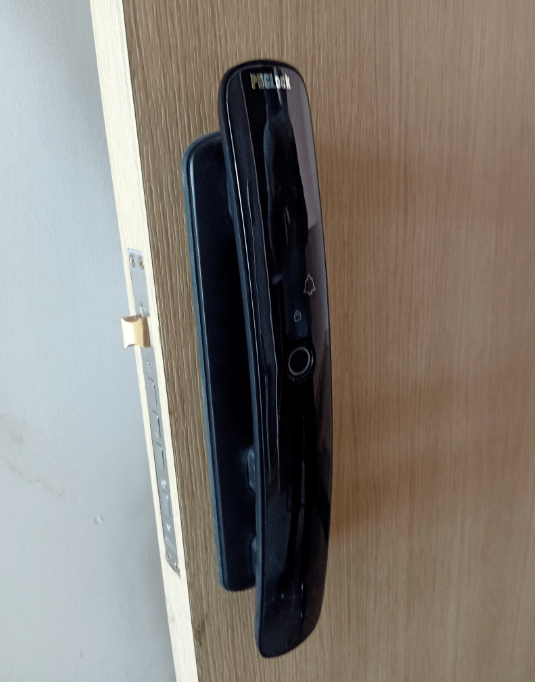 Tính năng khoá an toàn, bảo mật cao trên khoá vân tay - khoá thẻ từ PHGLock FP 6060