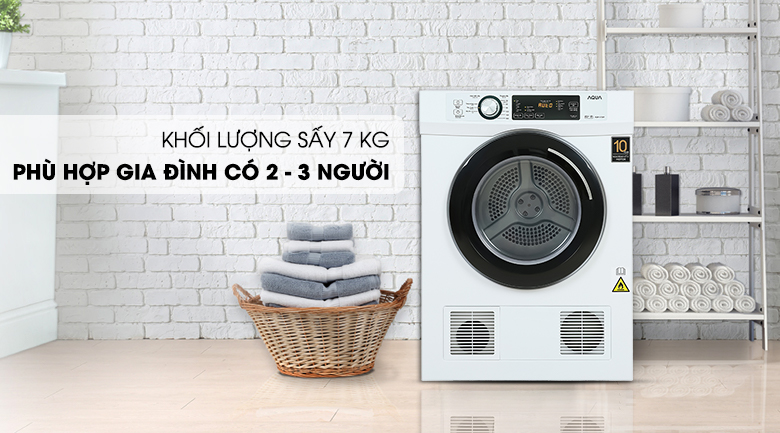 Khối lượng sấy 7kg, phù hợp với gia đình 2 - 3 thành viên