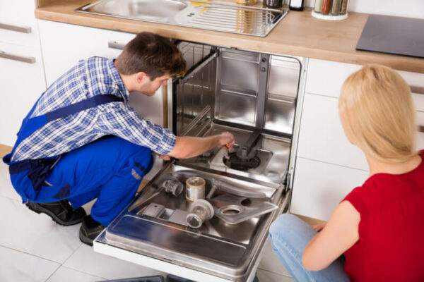 2. Vì sao cần tìm hiểu về kích thước máy rửa bát Hafele?