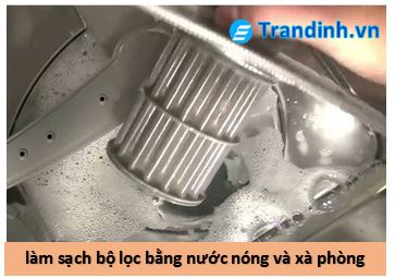Cách khắc phục sự cố khi máy rửa bát Electrolux không thoát nước
